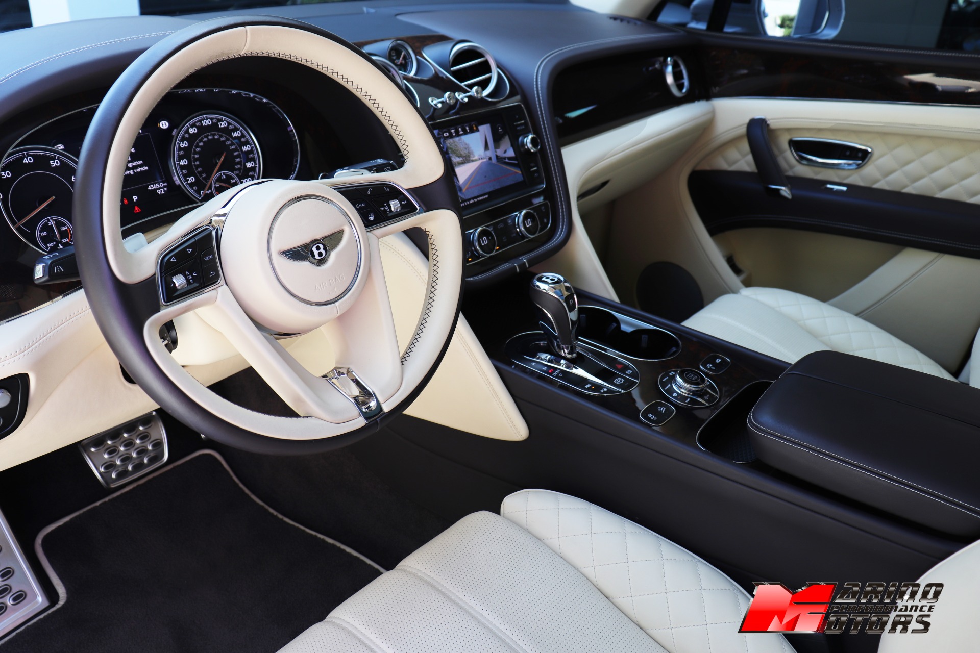 Used-2018-Bentley-Bentayga-W12-Signature-Edition