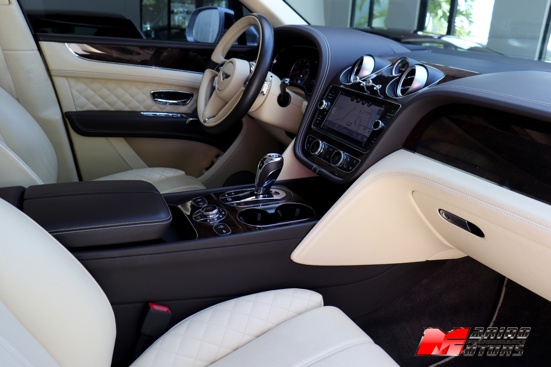 Used-2018-Bentley-Bentayga-W12-Signature-Edition