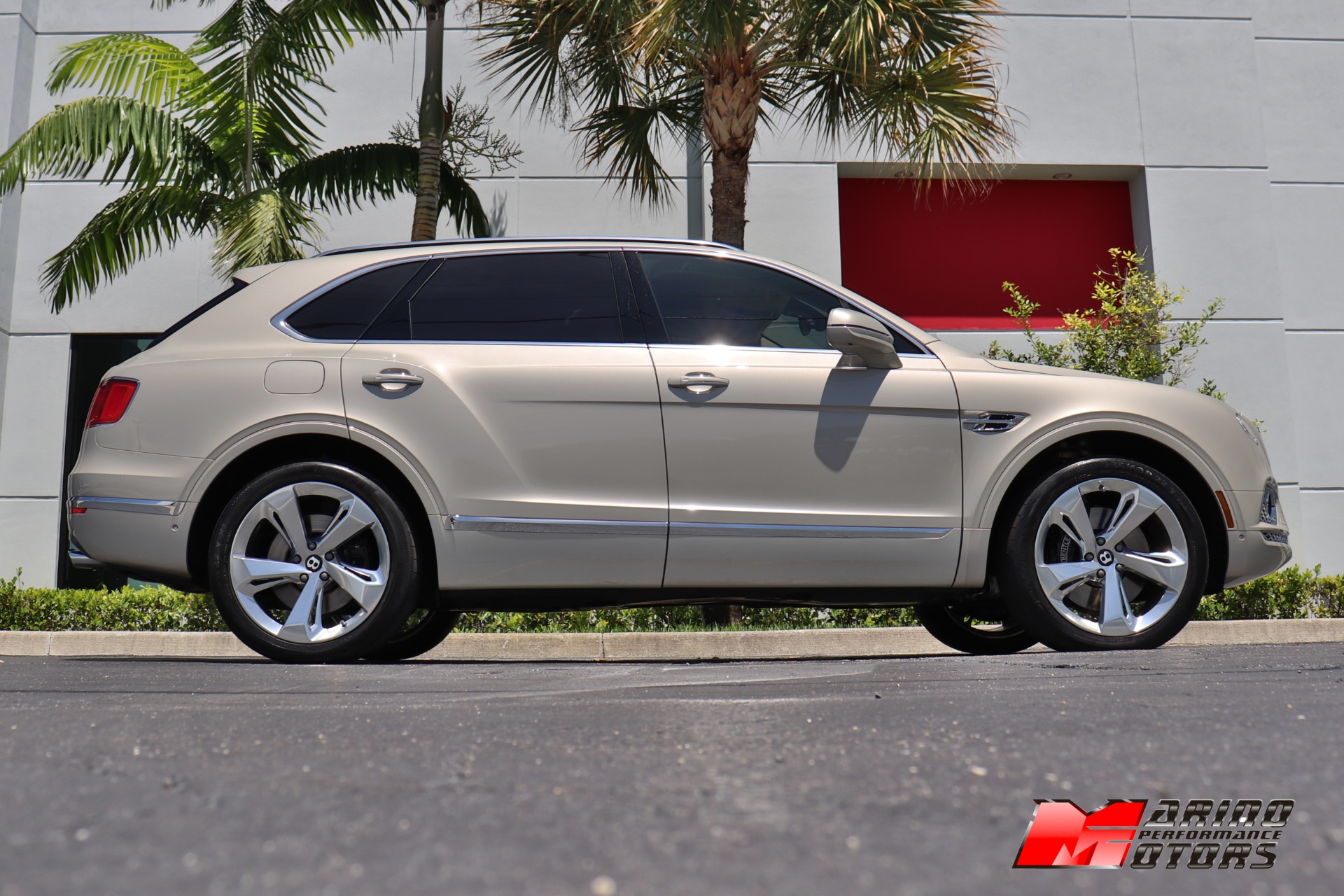 Used-2018-Bentley-Bentayga-W12-Signature-Edition
