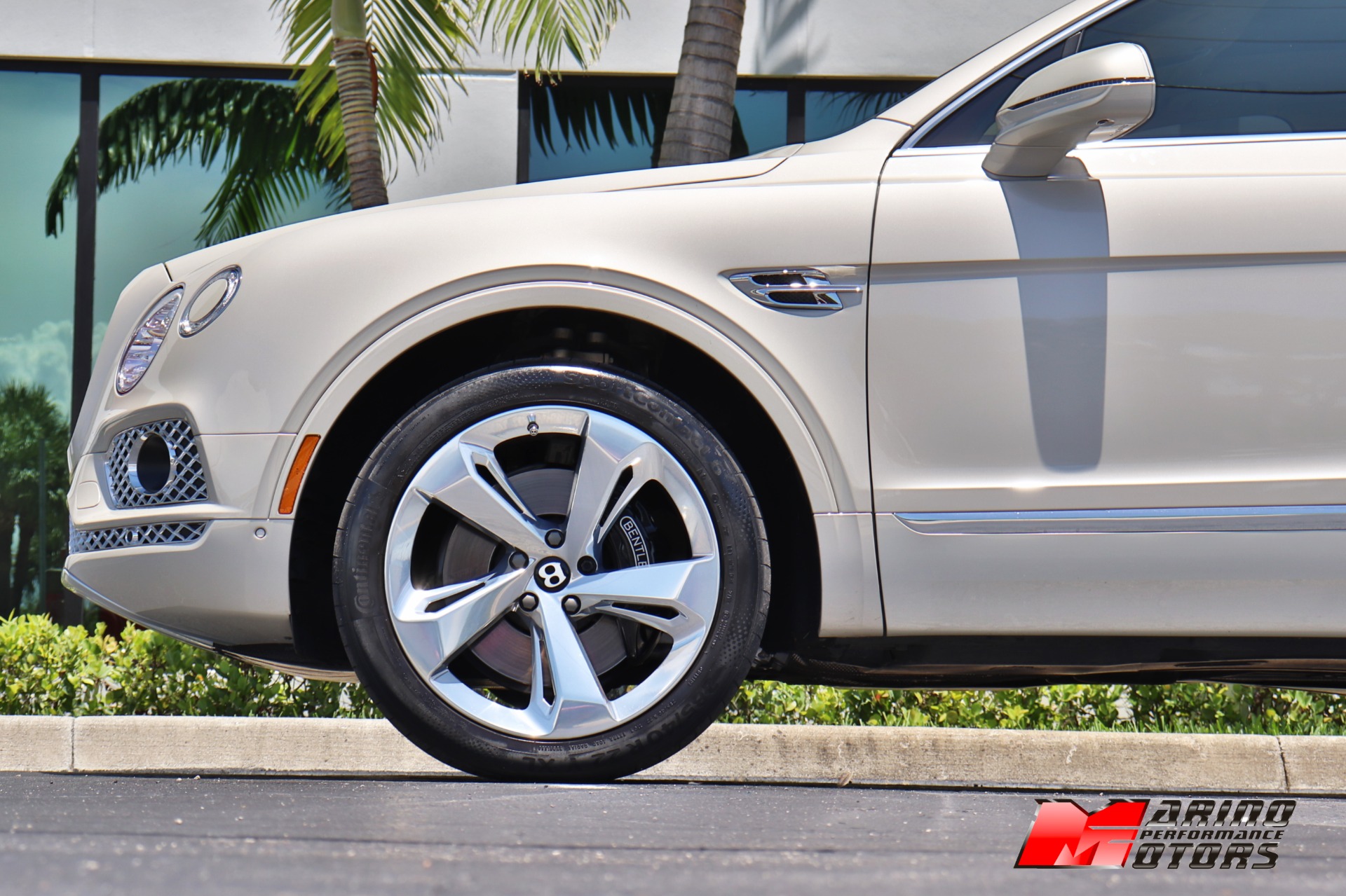 Used-2018-Bentley-Bentayga-W12-Signature-Edition