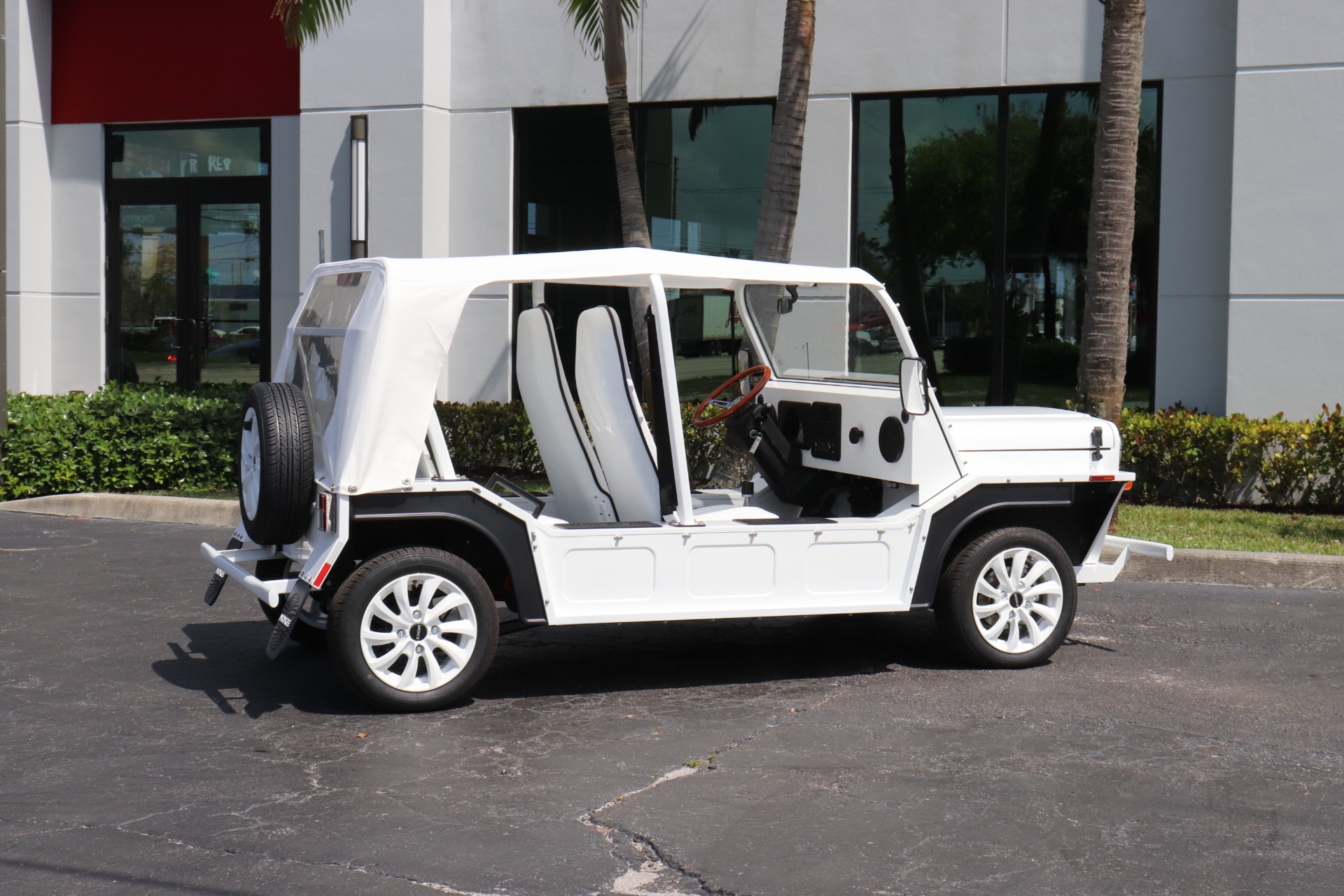 Used-2023-Moke-America-eMoke
