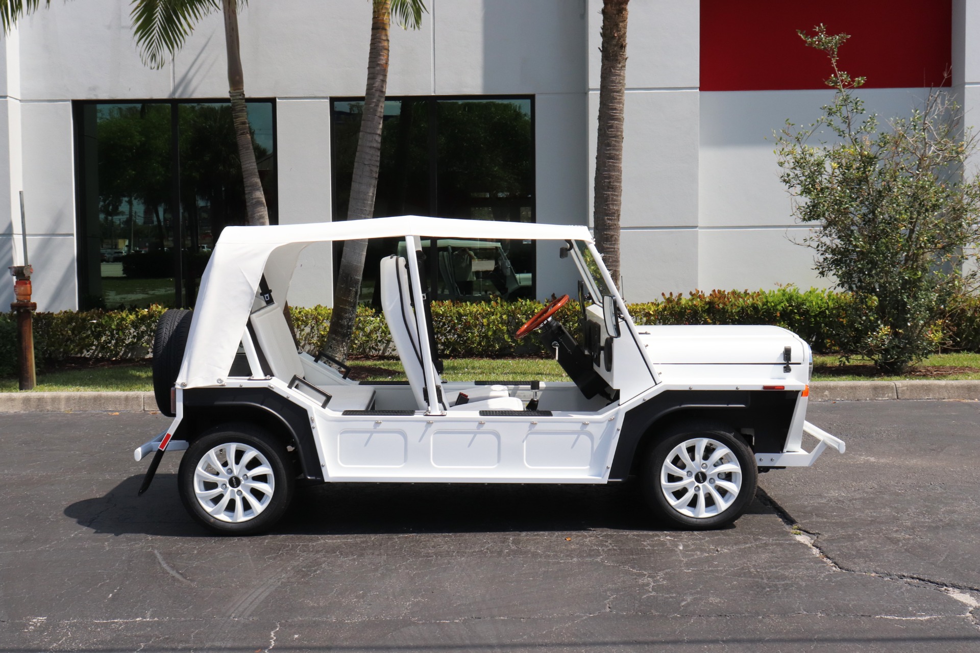 Used-2023-Moke-America-eMoke