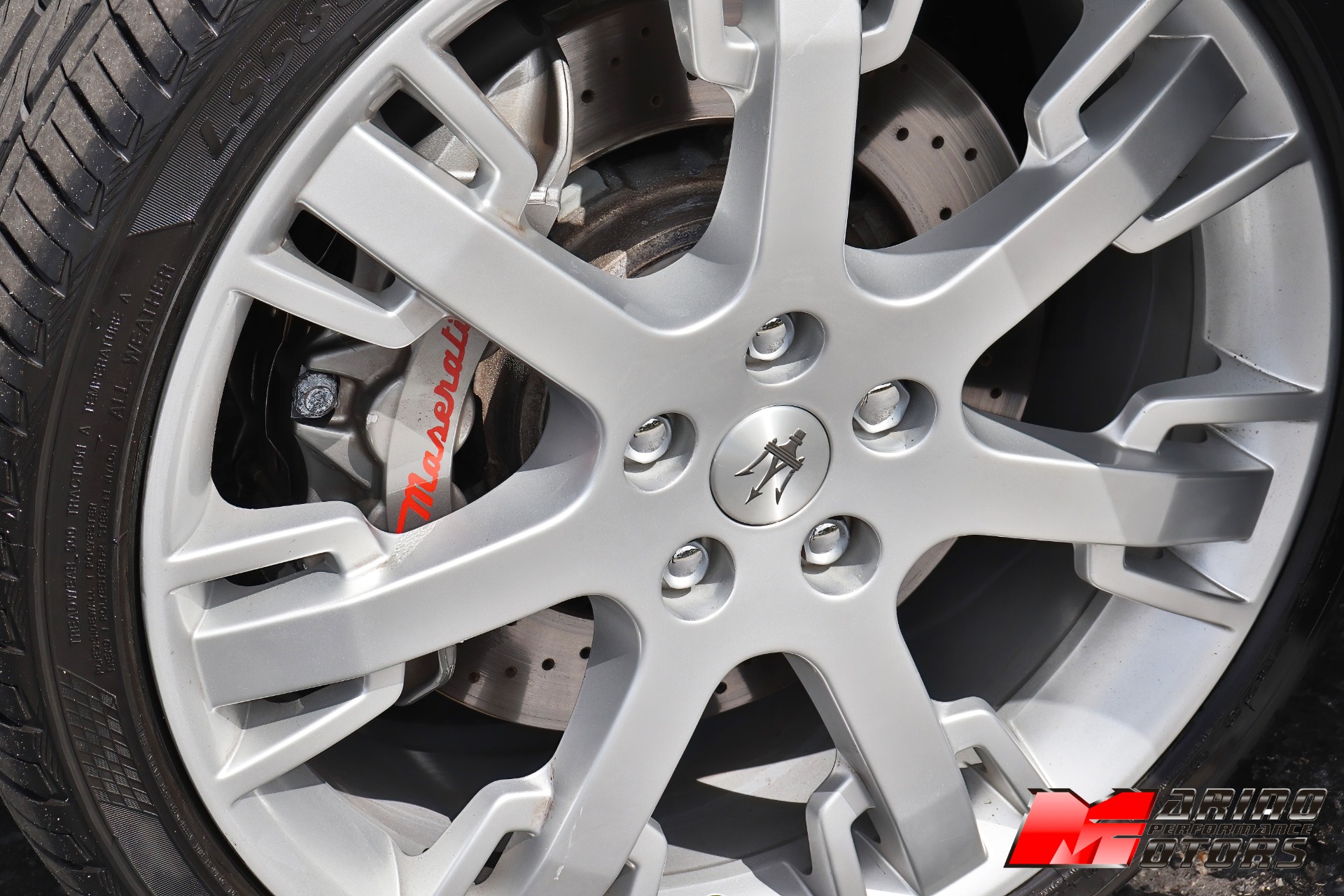 Used-2014-Maserati-GranTurismo