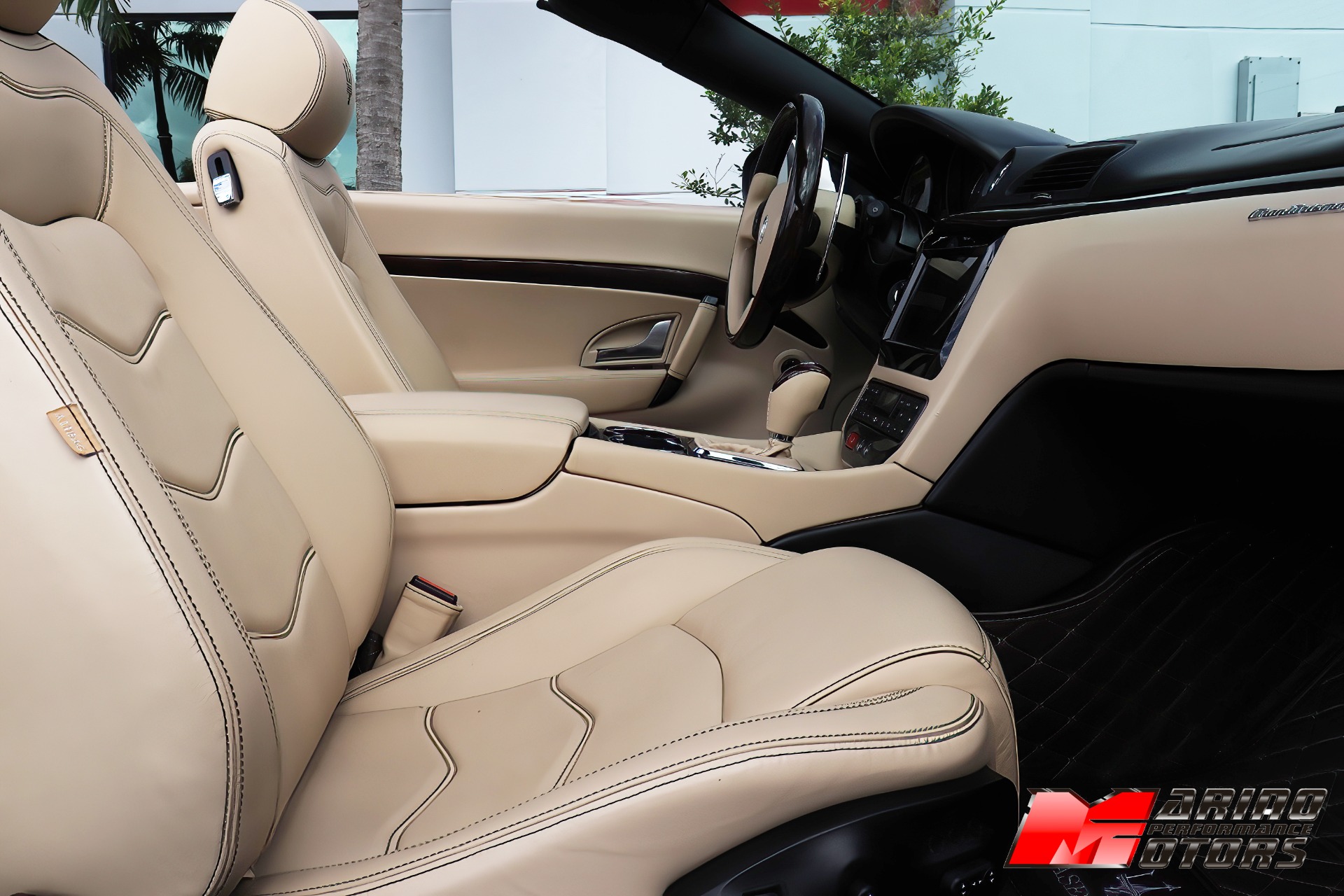 Used-2014-Maserati-GranTurismo