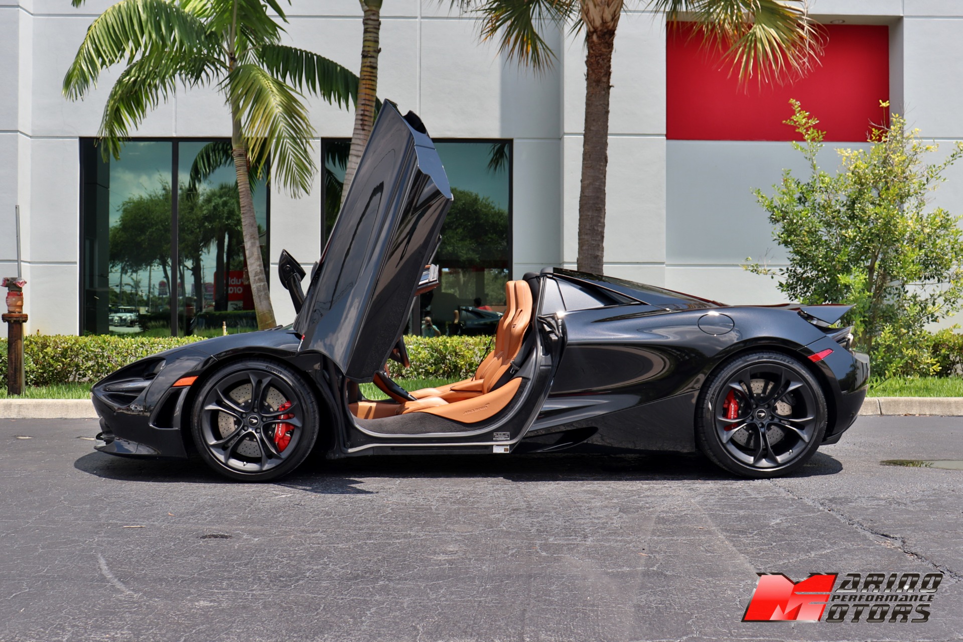 Used-2020-McLaren-720S-Spider-Luxury