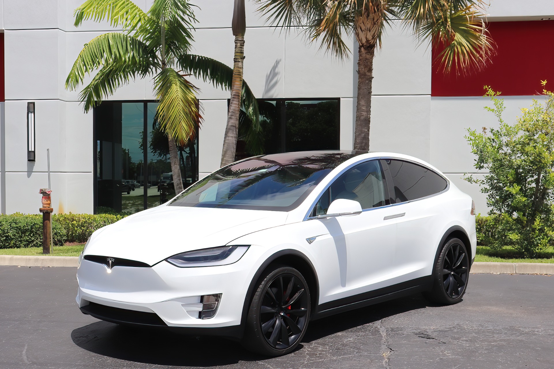Used-2016-Tesla-Model-X-P90D