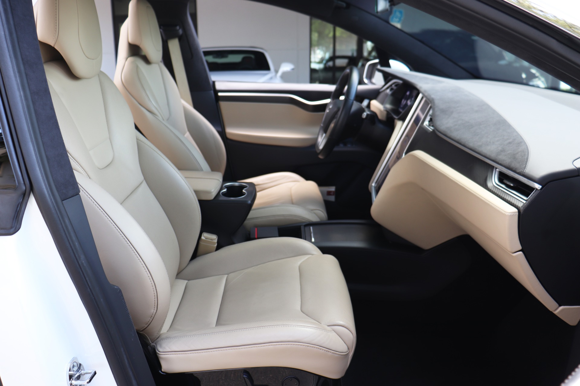 Used-2016-Tesla-Model-X-P90D