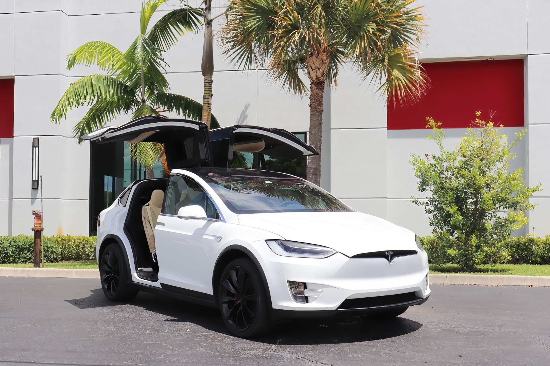 Used-2016-Tesla-Model-X-P90D