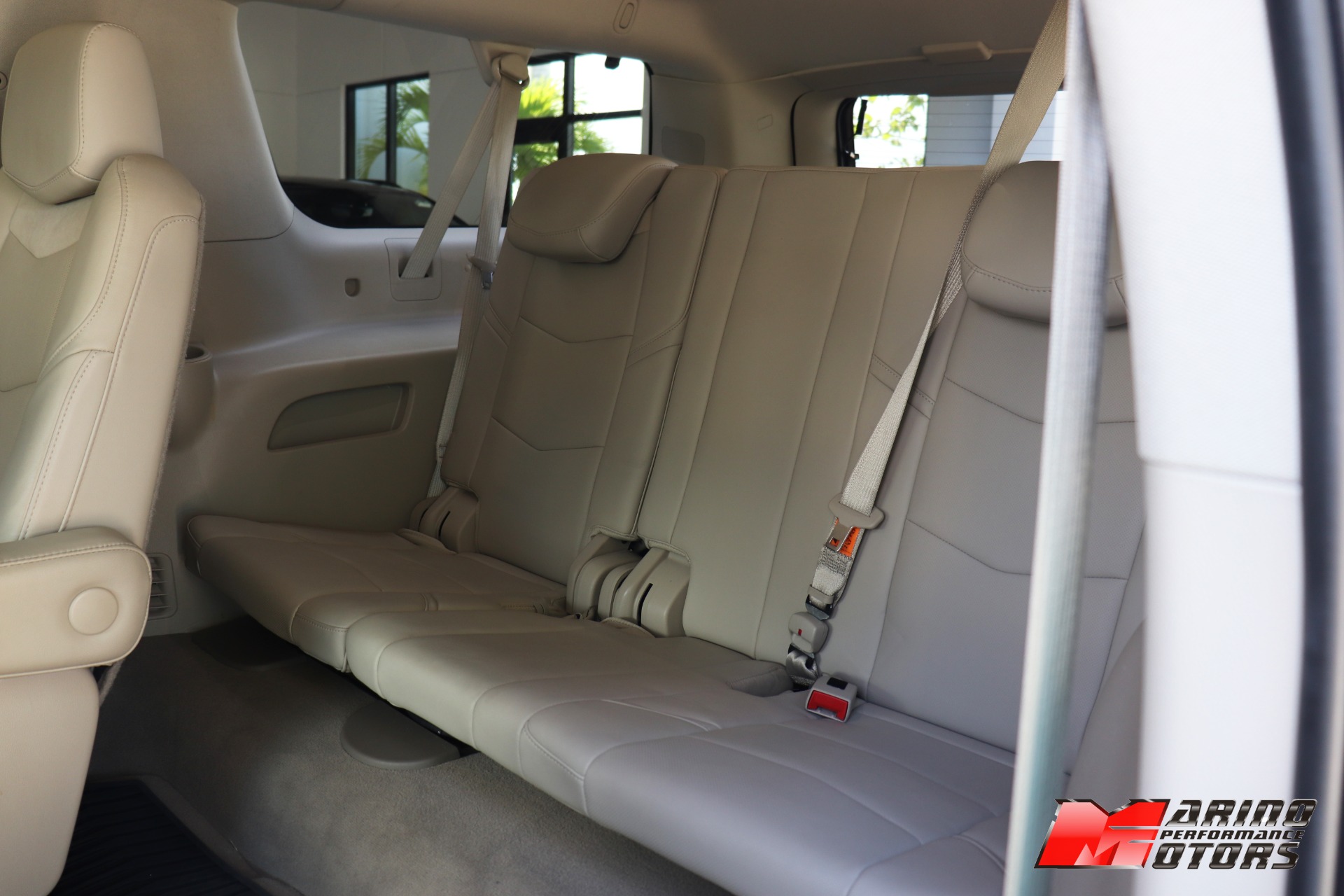 Used-2018-Cadillac-Escalade-ESV-Premium-Luxury