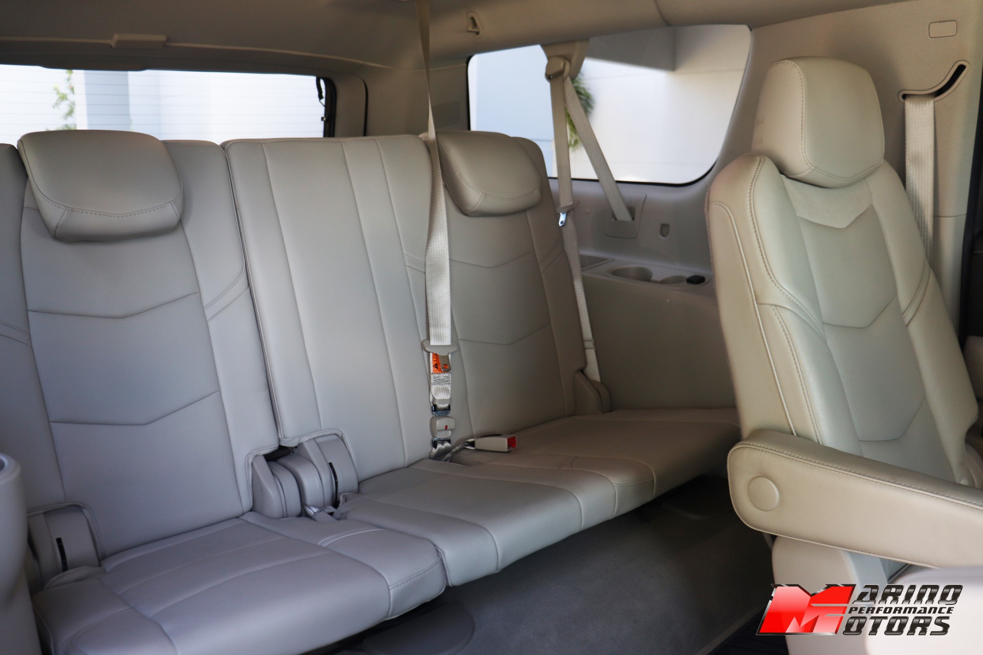 Used-2018-Cadillac-Escalade-ESV-Premium-Luxury