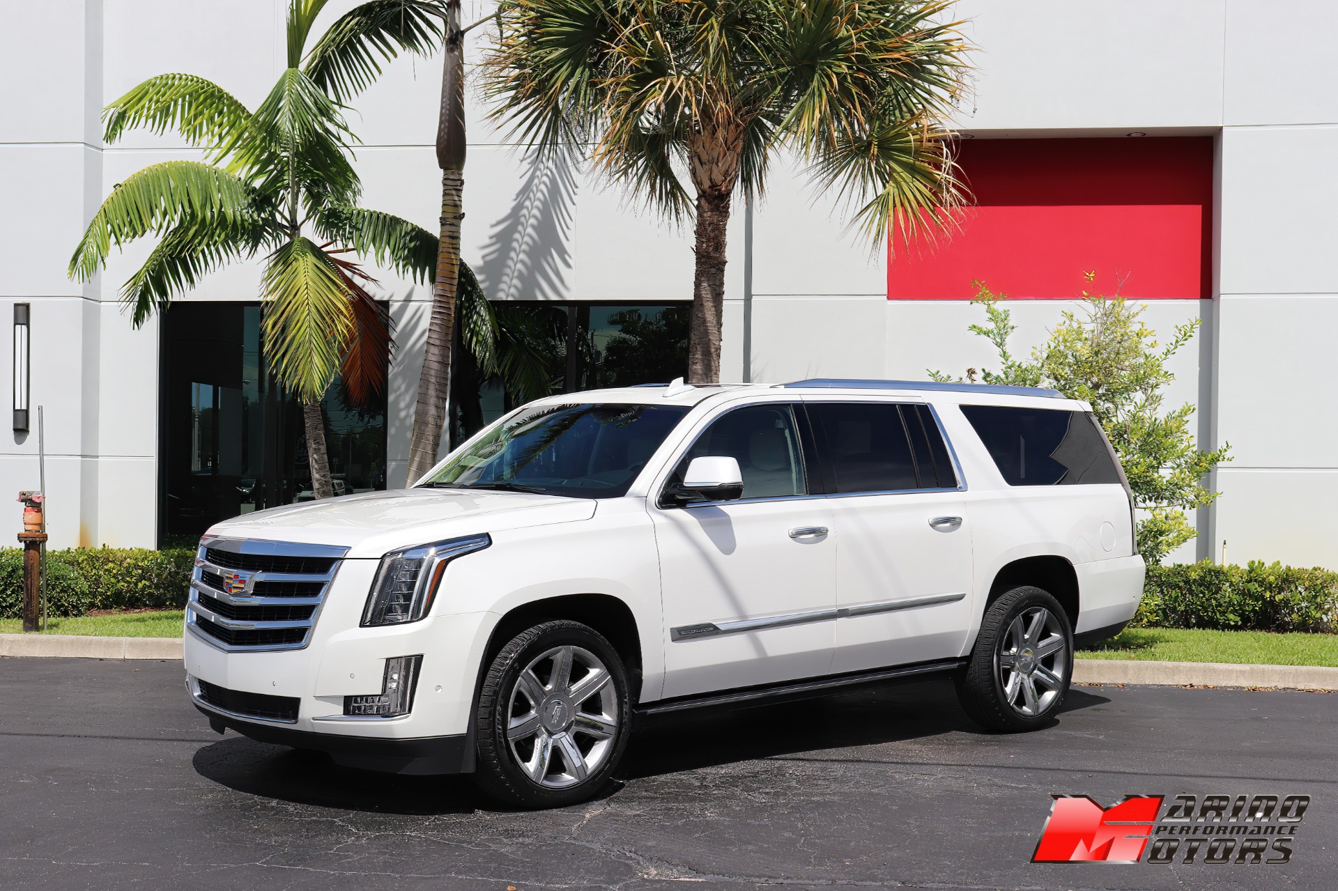Used-2018-Cadillac-Escalade-ESV-Premium-Luxury