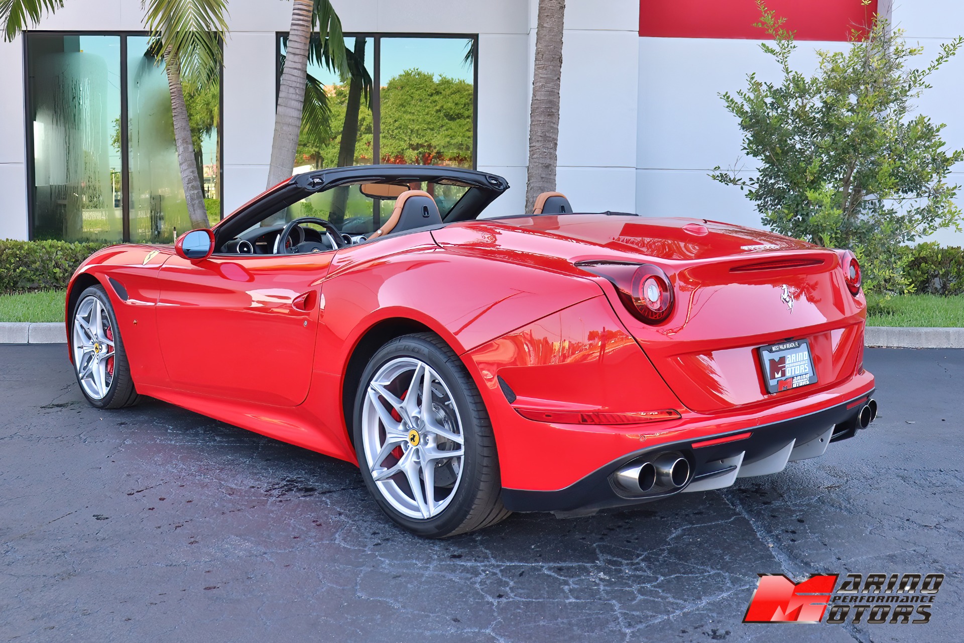 Used-2016-Ferrari-California-T