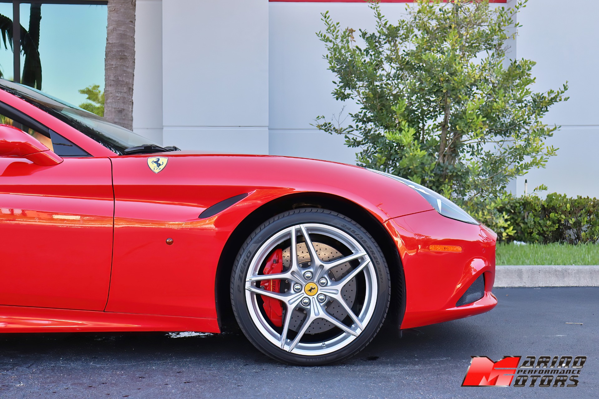 Used-2016-Ferrari-California-T