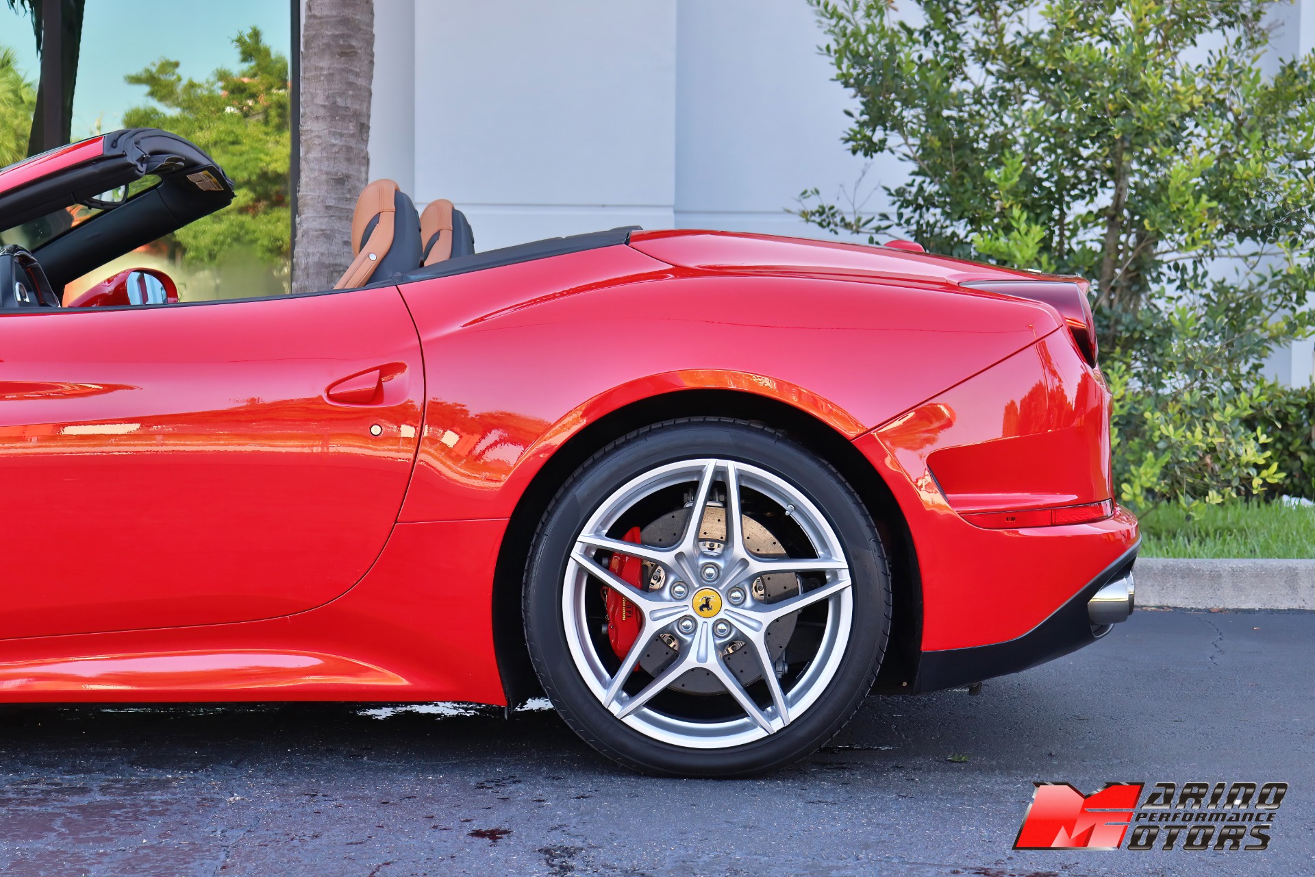 Used-2016-Ferrari-California-T