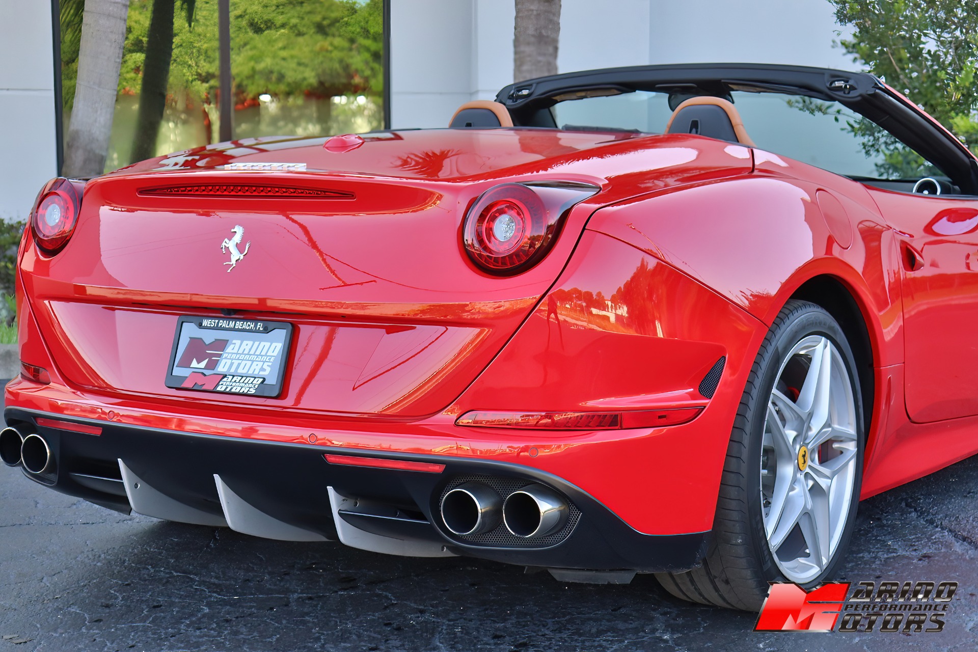 Used-2016-Ferrari-California-T