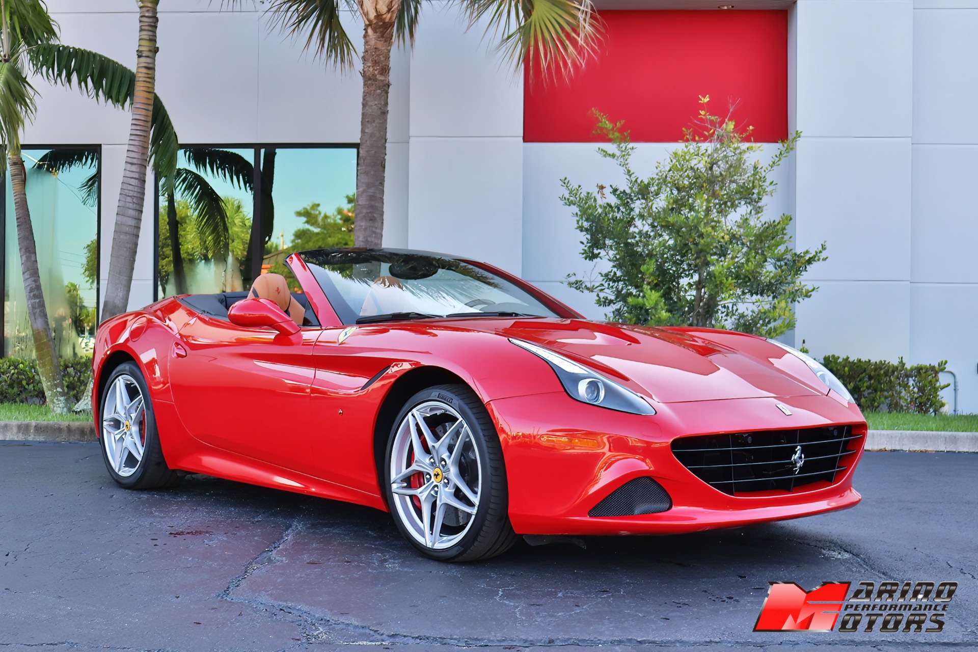 Used-2016-Ferrari-California-T