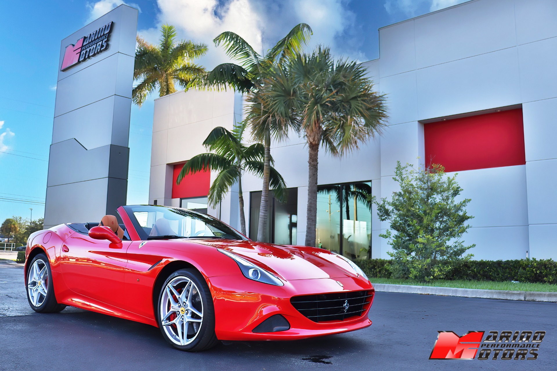 Used-2016-Ferrari-California-T
