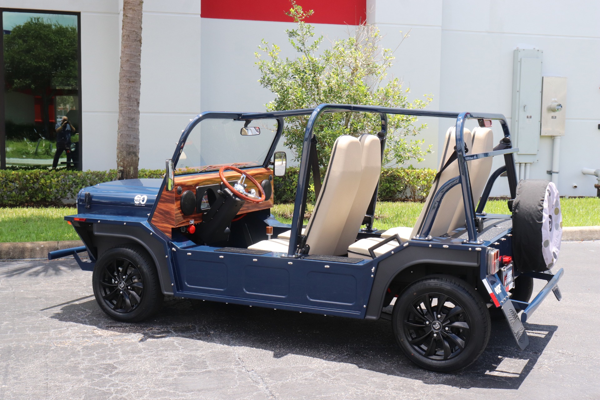 Used-2023-Moke-America-eMoke-60-Years-of-Bond