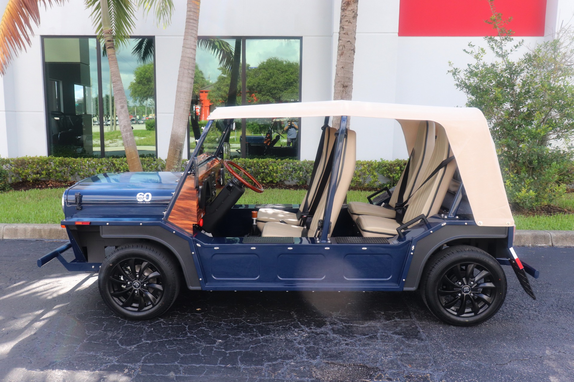 Used-2023-Moke-America-eMoke-60-Years-of-Bond