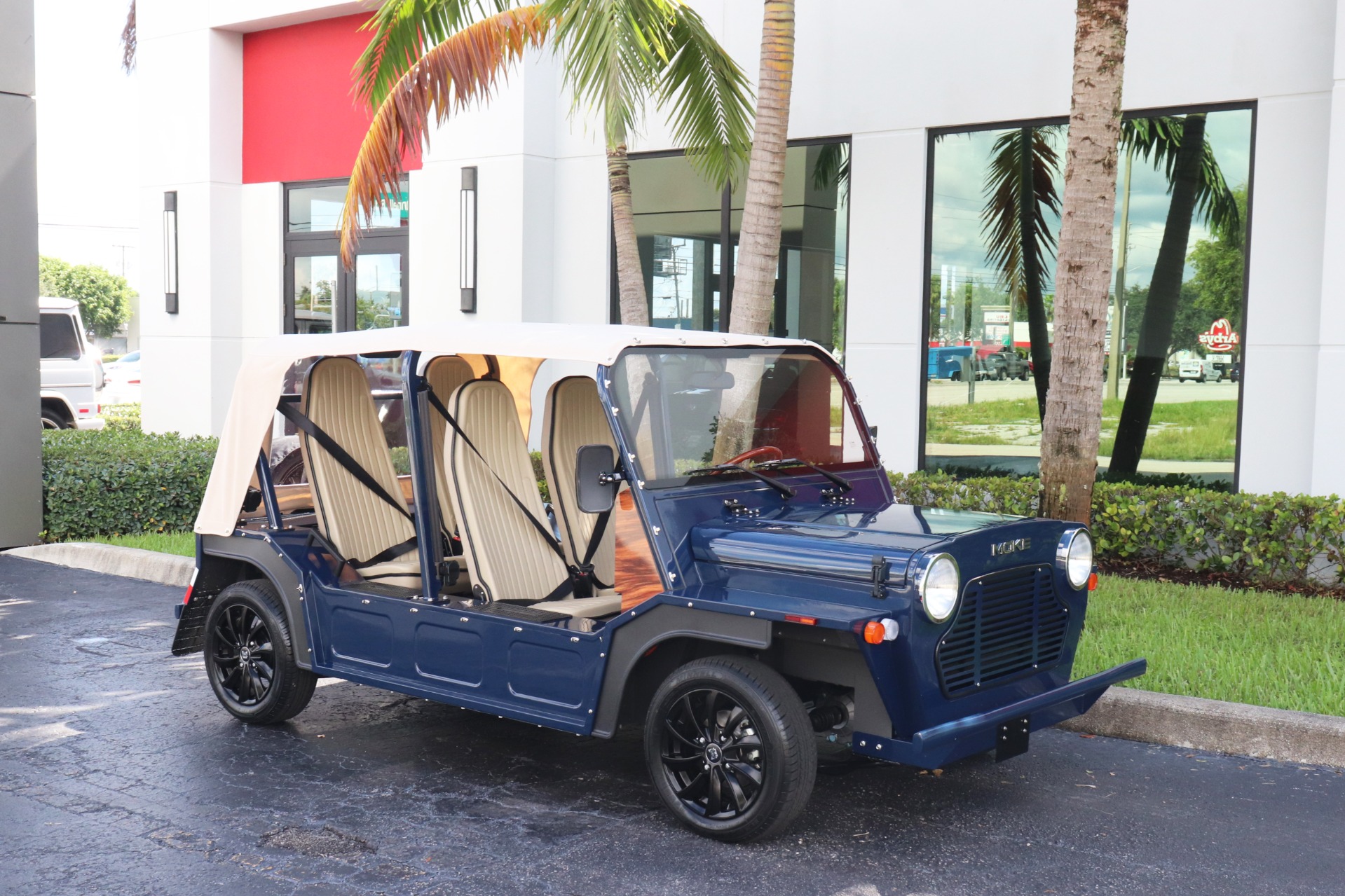 Used-2023-Moke-America-eMoke-60-Years-of-Bond