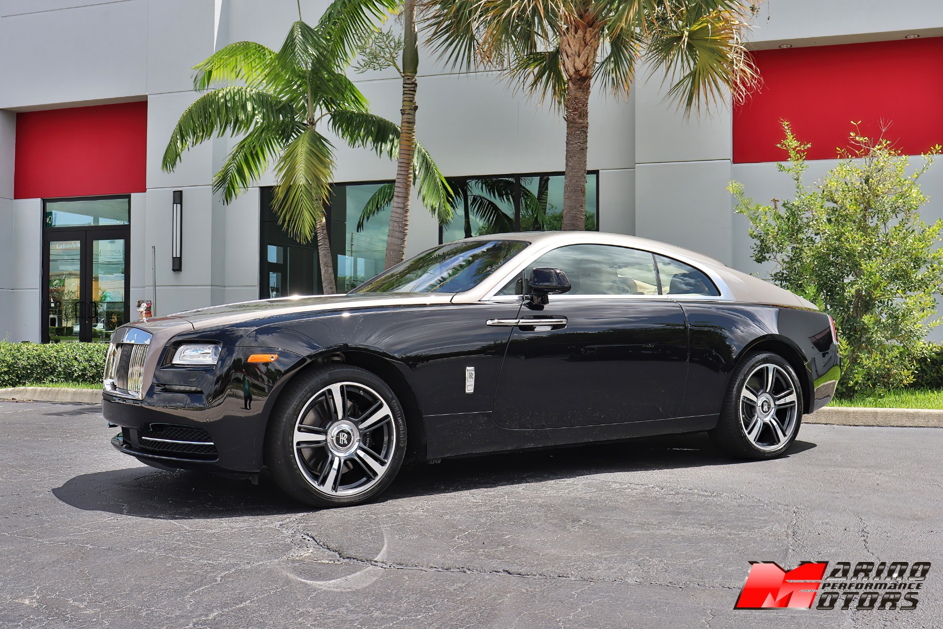 Used-2016-Rolls-Royce-Wraith