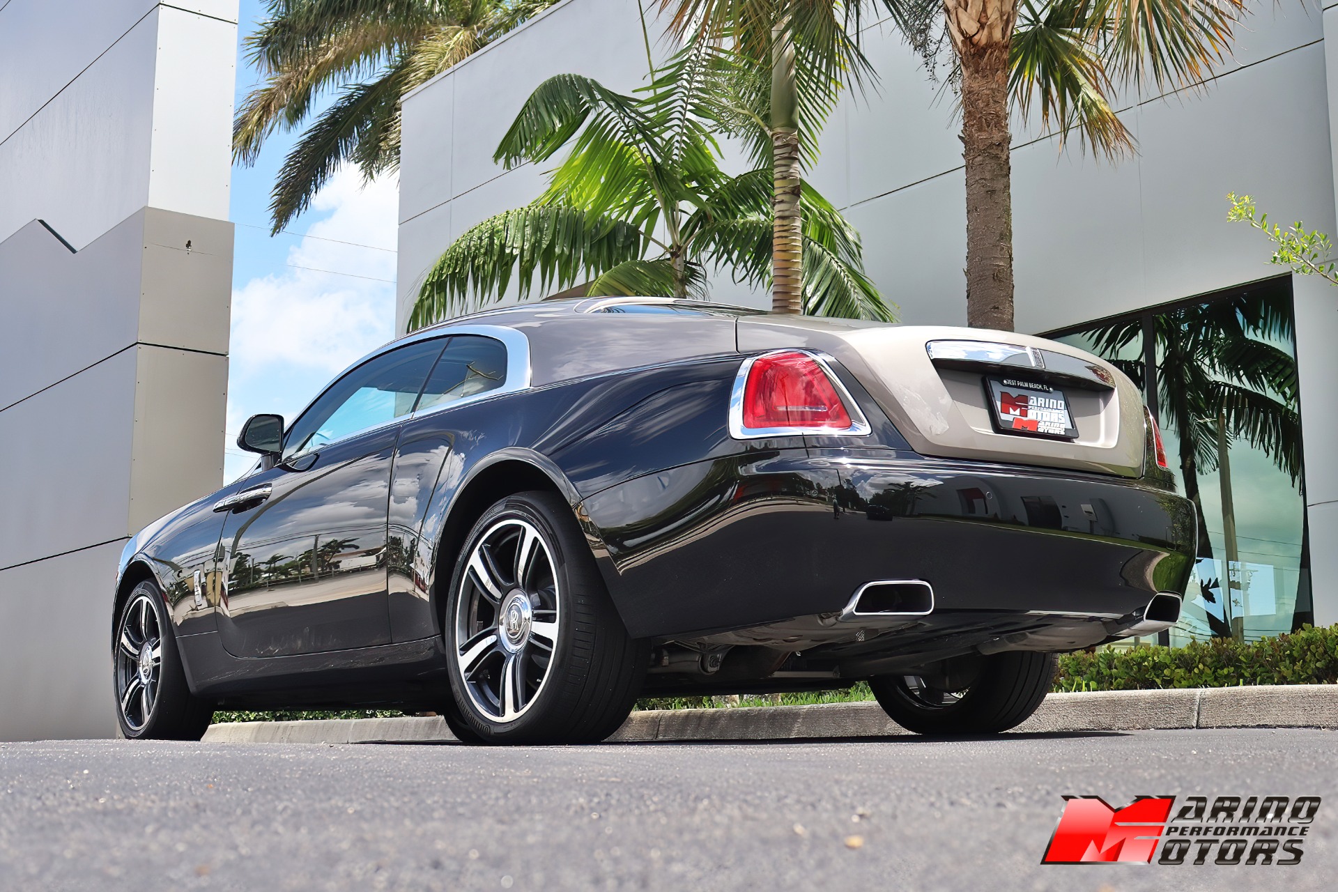 Used-2016-Rolls-Royce-Wraith