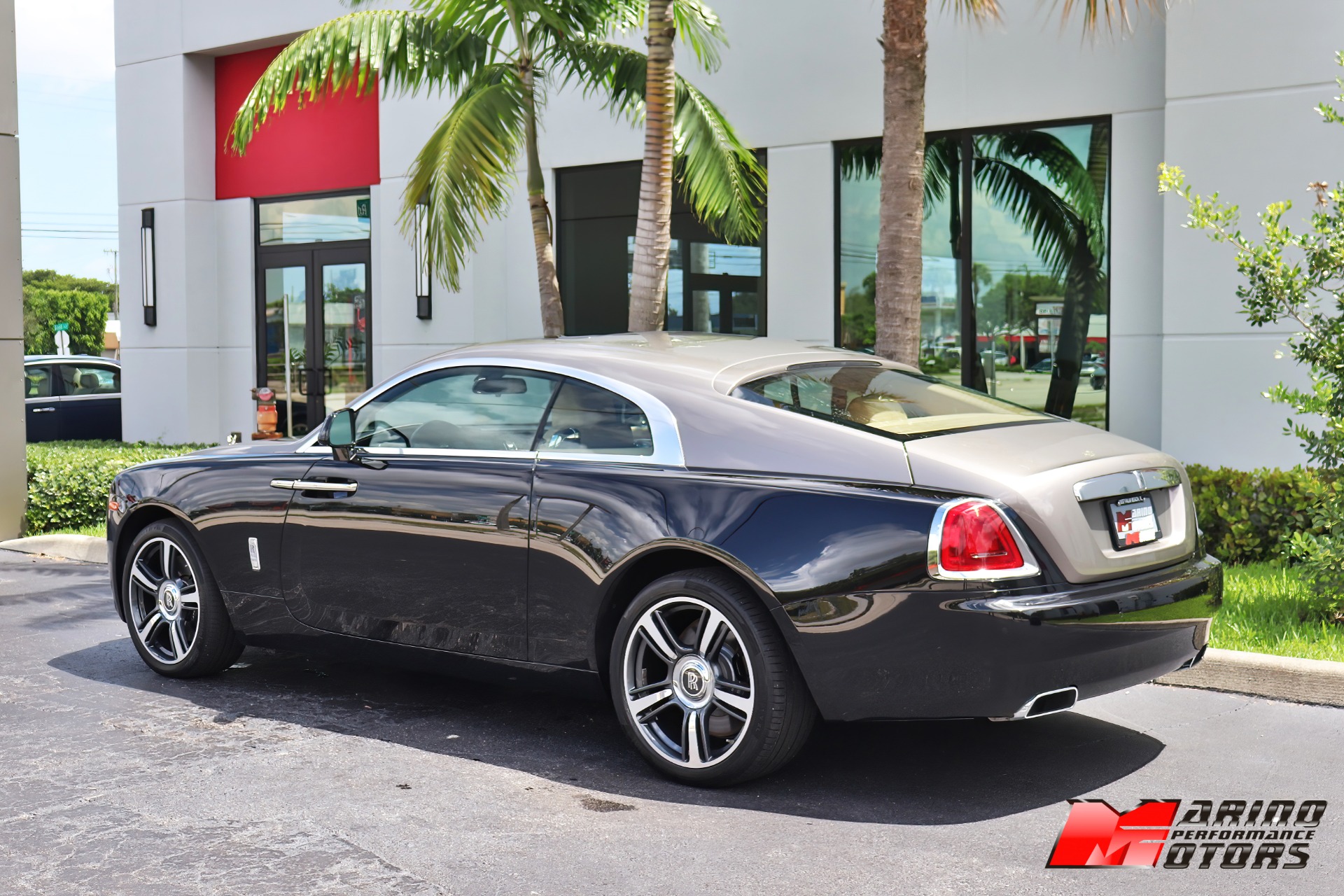 Used-2016-Rolls-Royce-Wraith