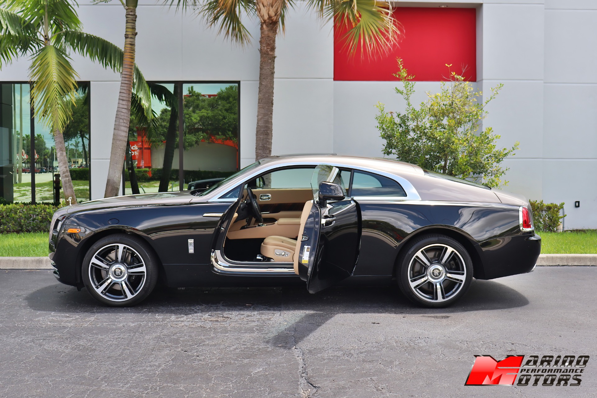 Used-2016-Rolls-Royce-Wraith