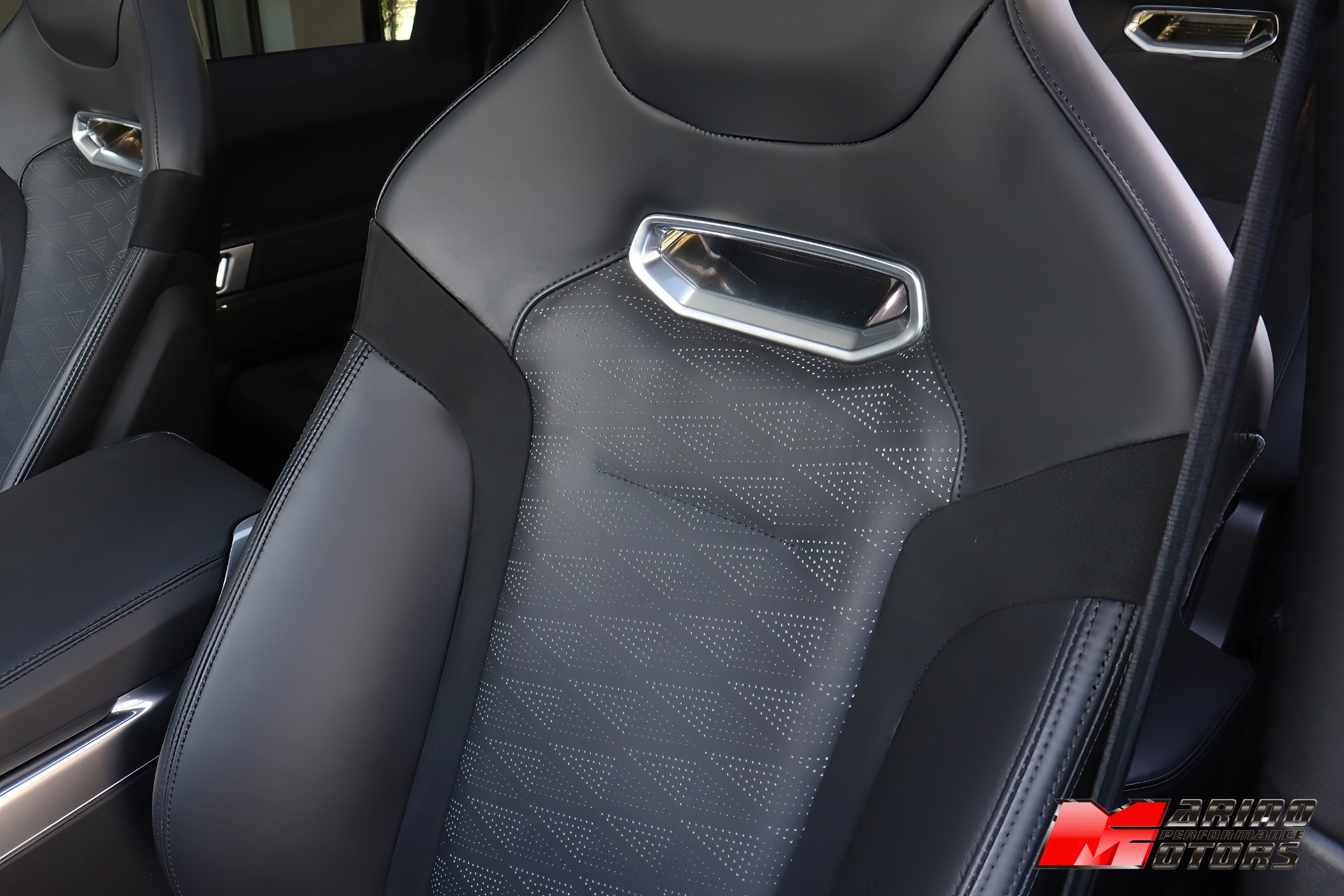 Used-2019-Land-Rover-Range-Rover-Sport-SVR