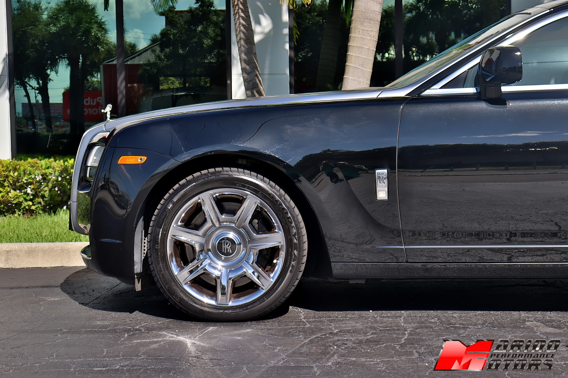 Used-2010-Rolls-Royce-Ghost