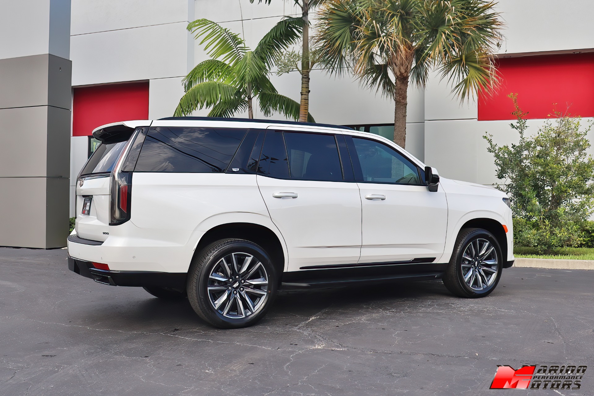 Used-2022-Cadillac-Escalade-Sport