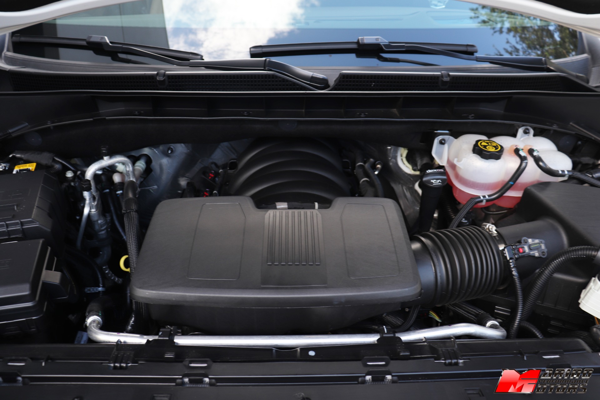 Used-2022-Cadillac-Escalade-Sport