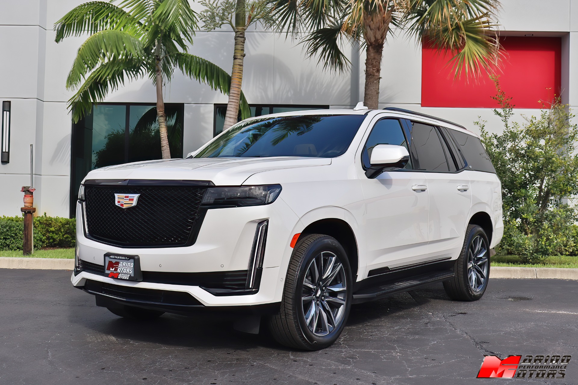 Used-2022-Cadillac-Escalade-Sport