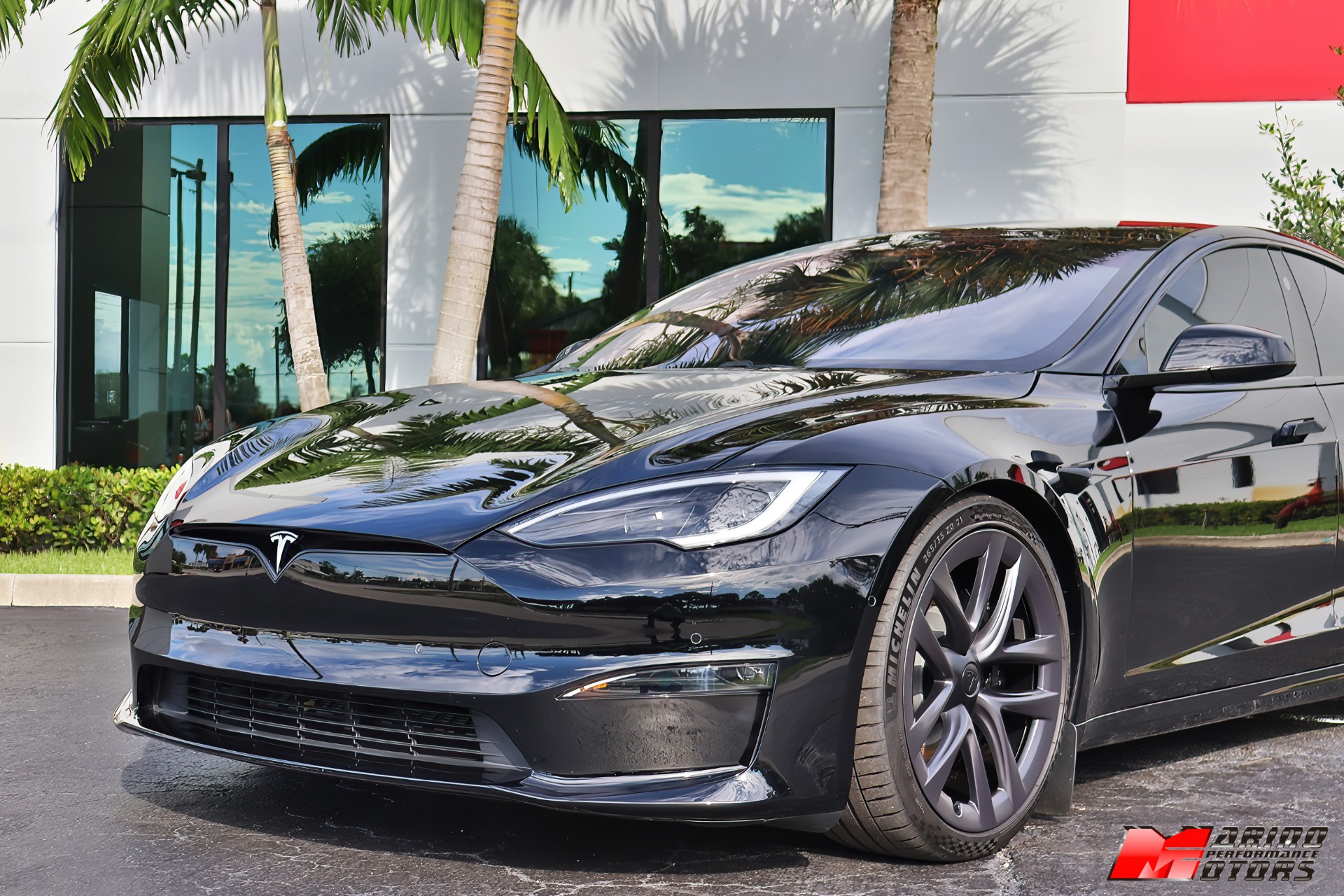 Used-2022-Tesla-Model-S-Plaid