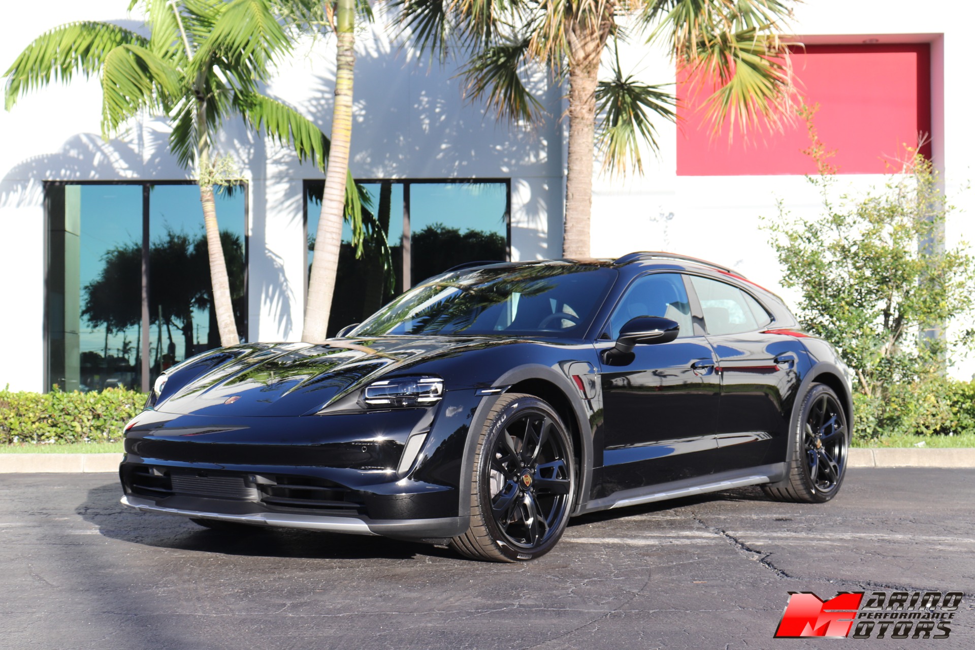 Used-2022-Porsche-Taycan-4-Cross-Turismo