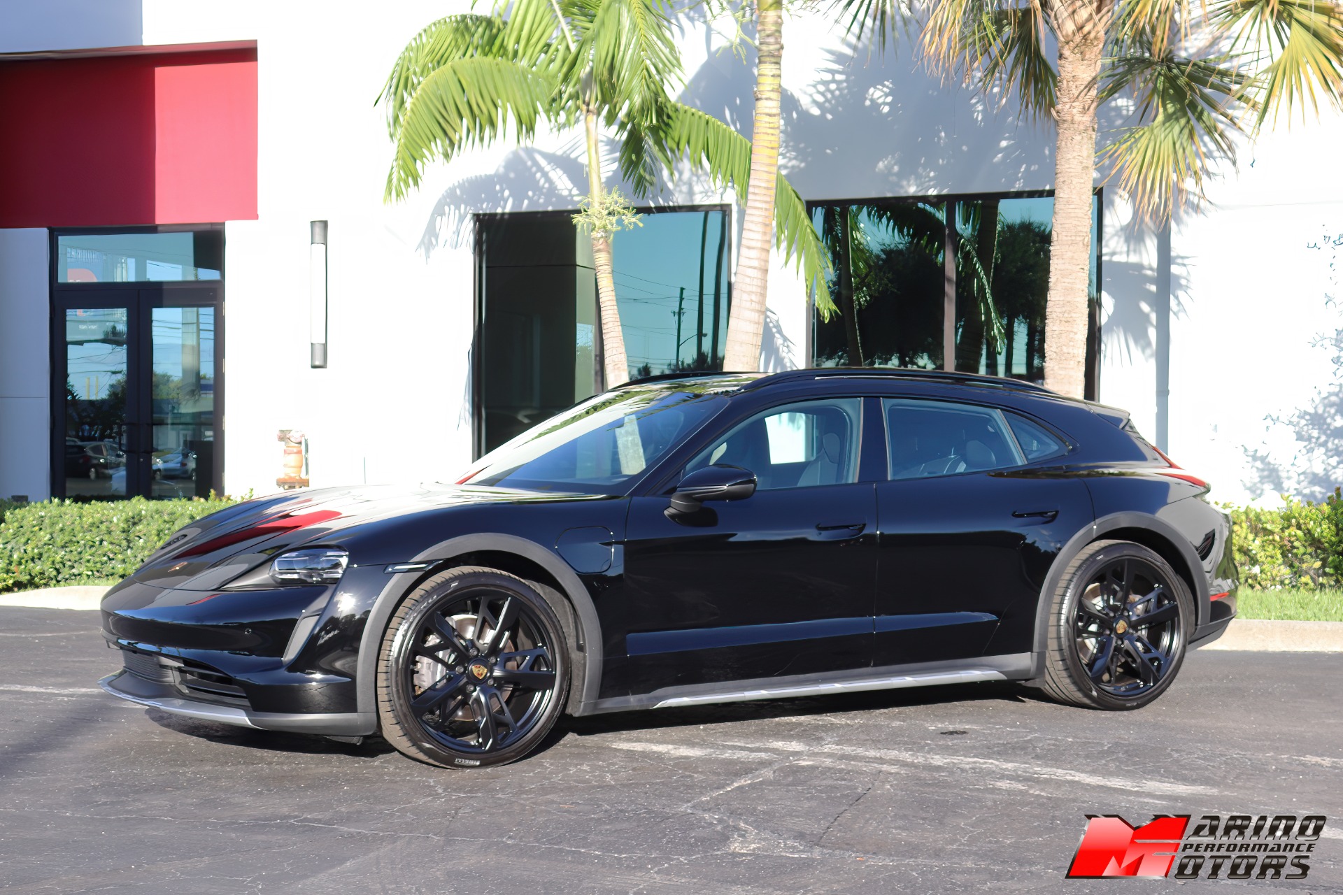 Used-2022-Porsche-Taycan-4-Cross-Turismo