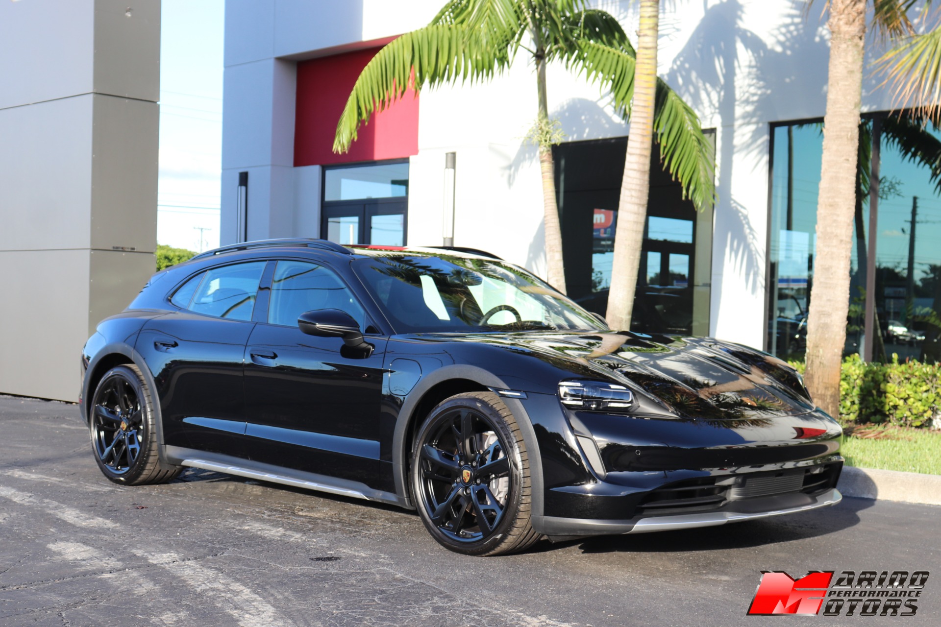 Used-2022-Porsche-Taycan-4-Cross-Turismo