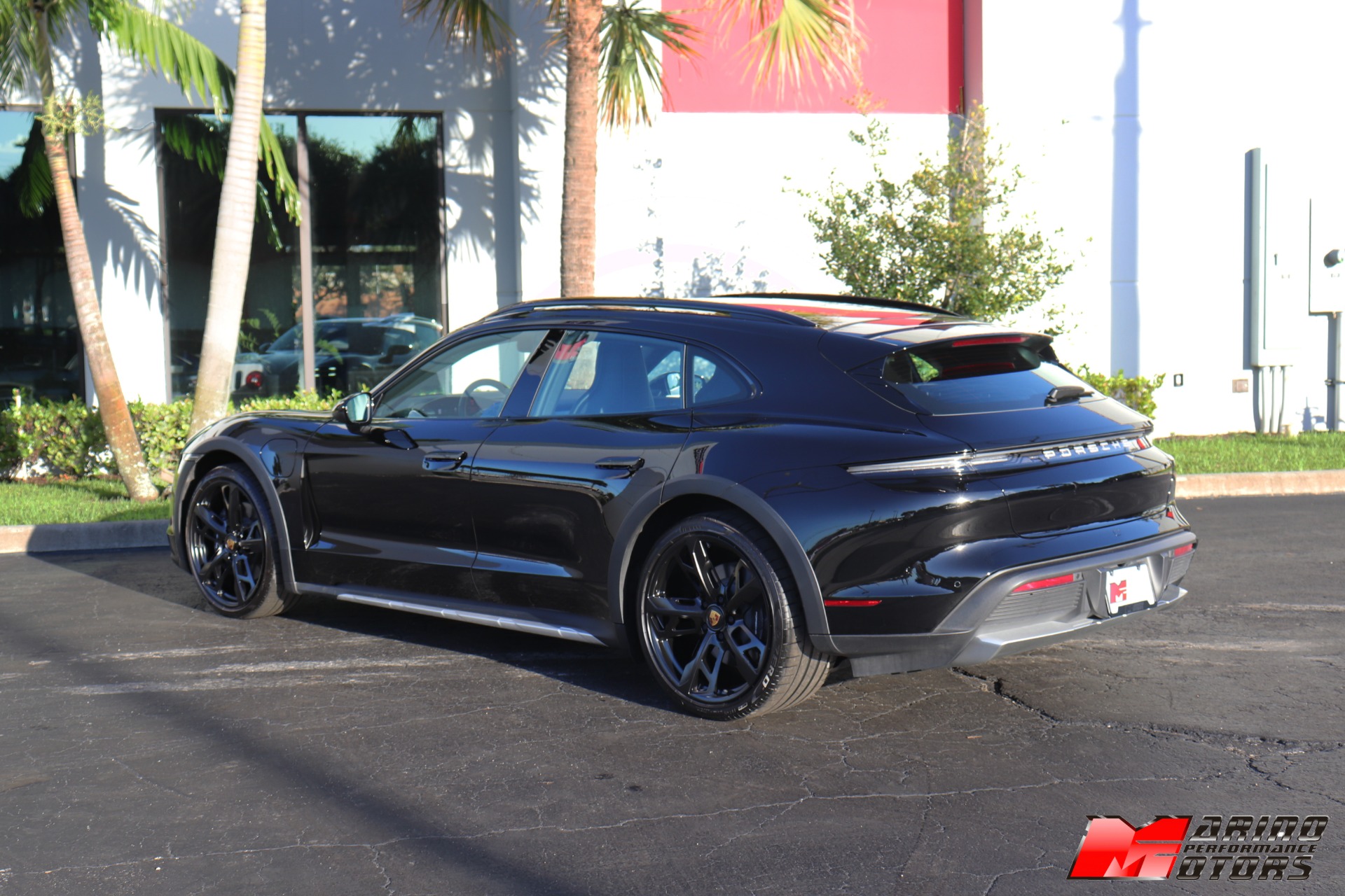 Used-2022-Porsche-Taycan-4-Cross-Turismo