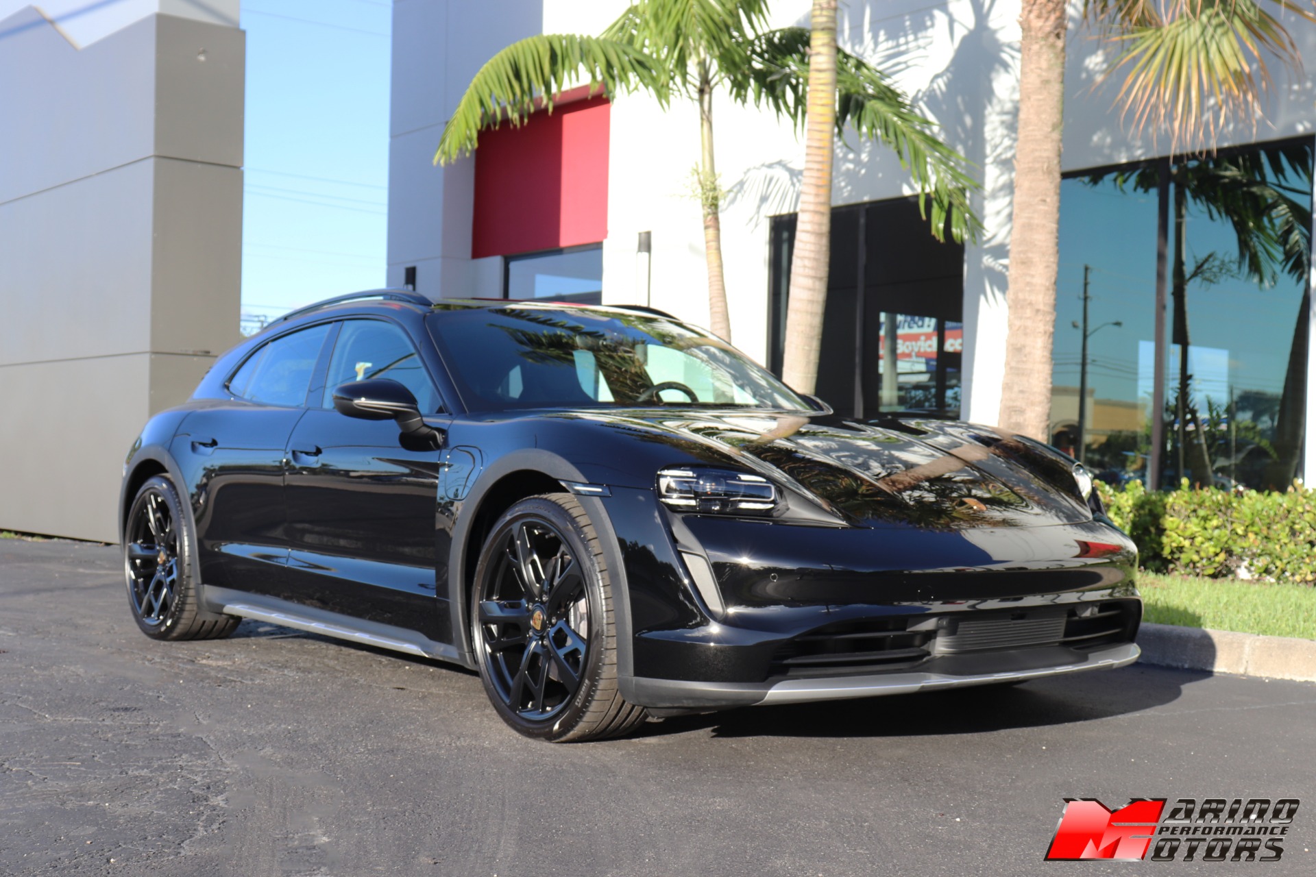 Used-2022-Porsche-Taycan-4-Cross-Turismo