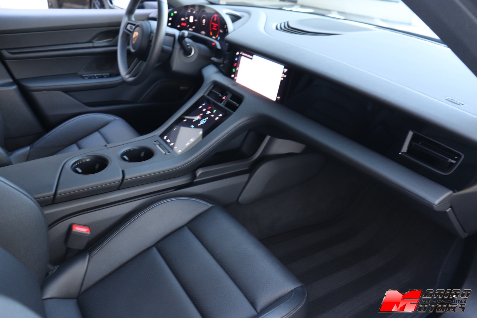 Used-2022-Porsche-Taycan-4-Cross-Turismo