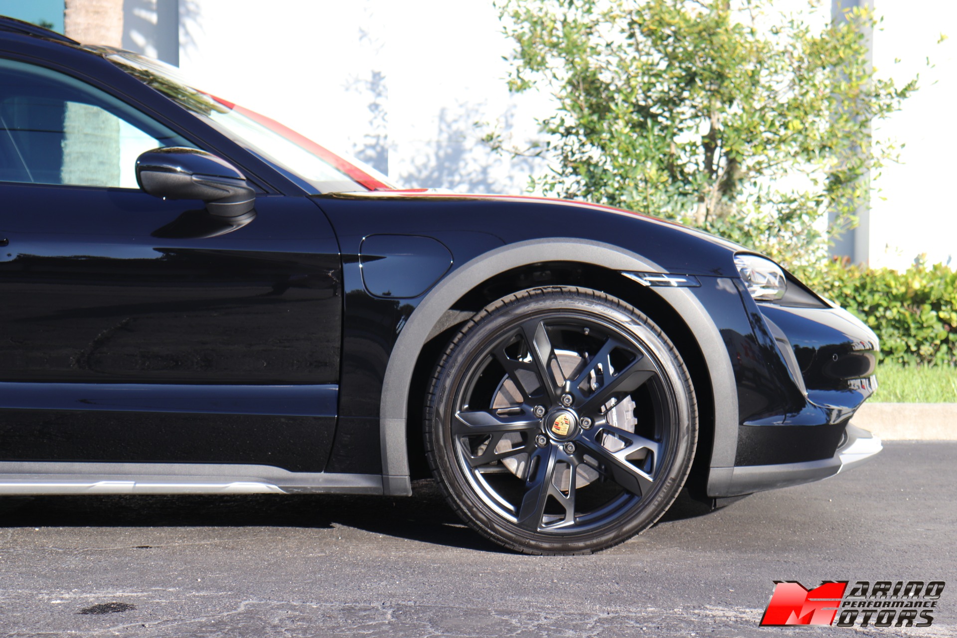 Used-2022-Porsche-Taycan-4-Cross-Turismo