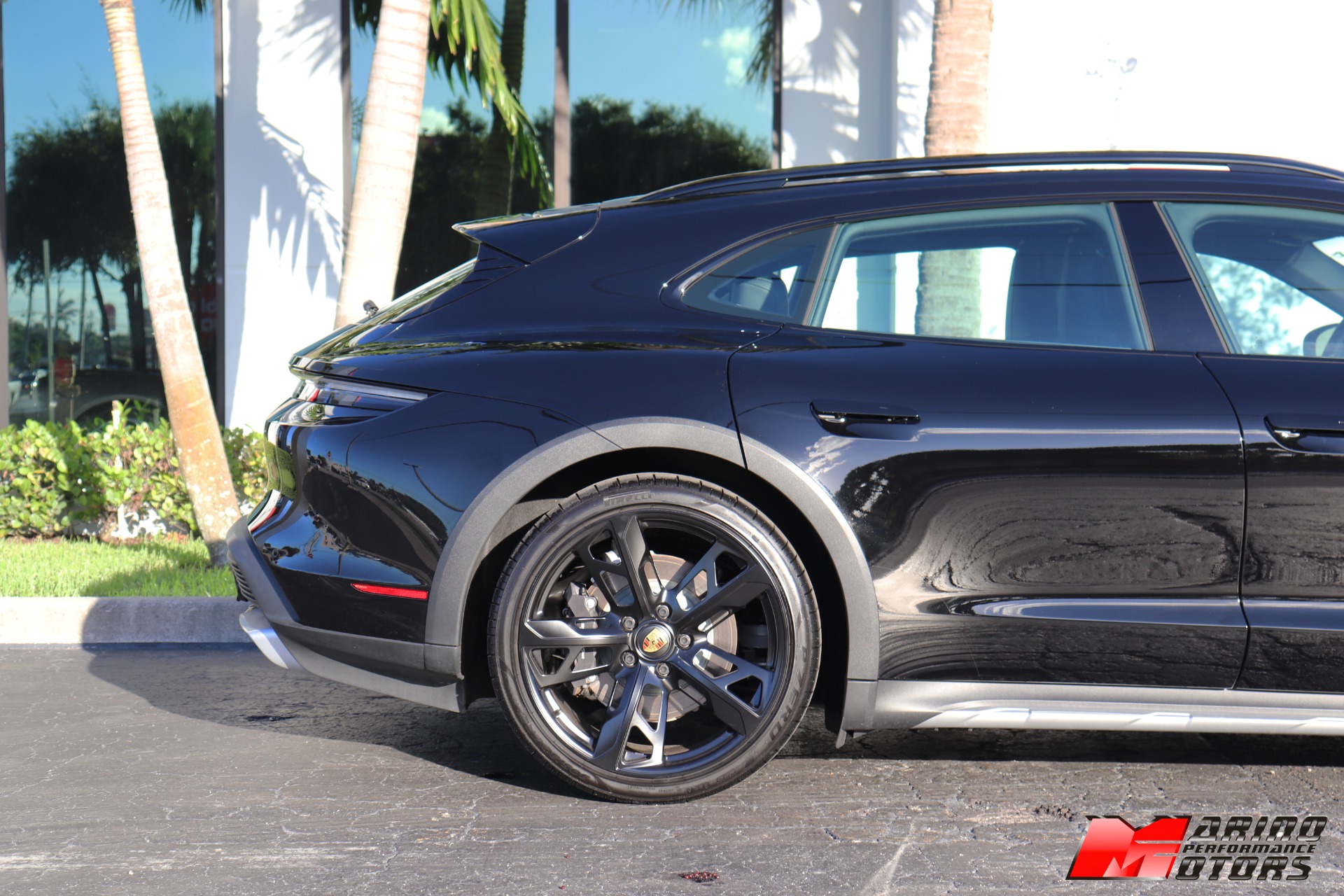 Used-2022-Porsche-Taycan-4-Cross-Turismo