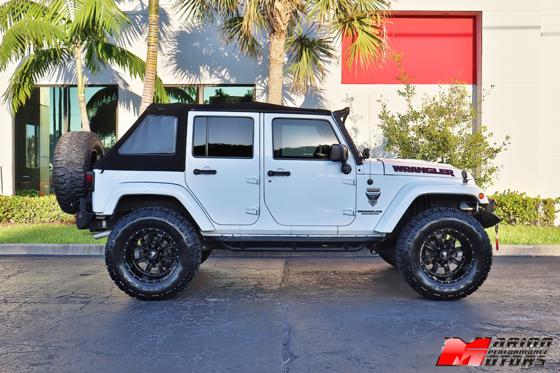 Used-2016-Jeep-Wrangler-Unlimited-Sahara-75th-Anniversary