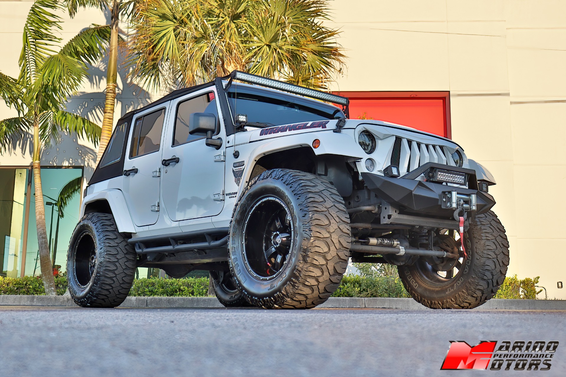 Used-2016-Jeep-Wrangler-Unlimited-Sahara-75th-Anniversary