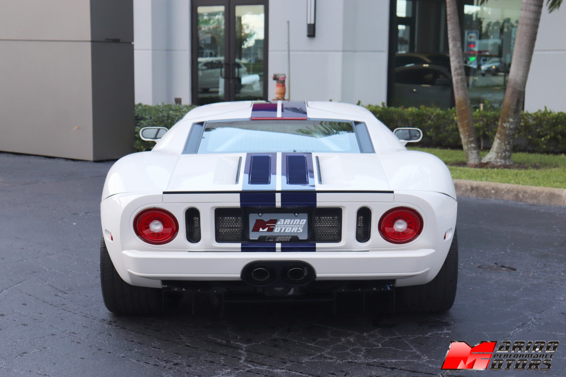 Used-2005-Ford-GT
