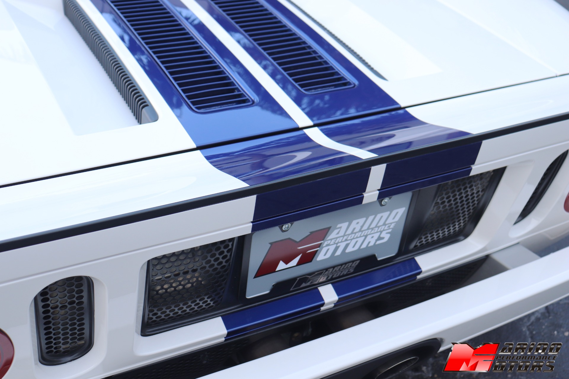 Used-2005-Ford-GT