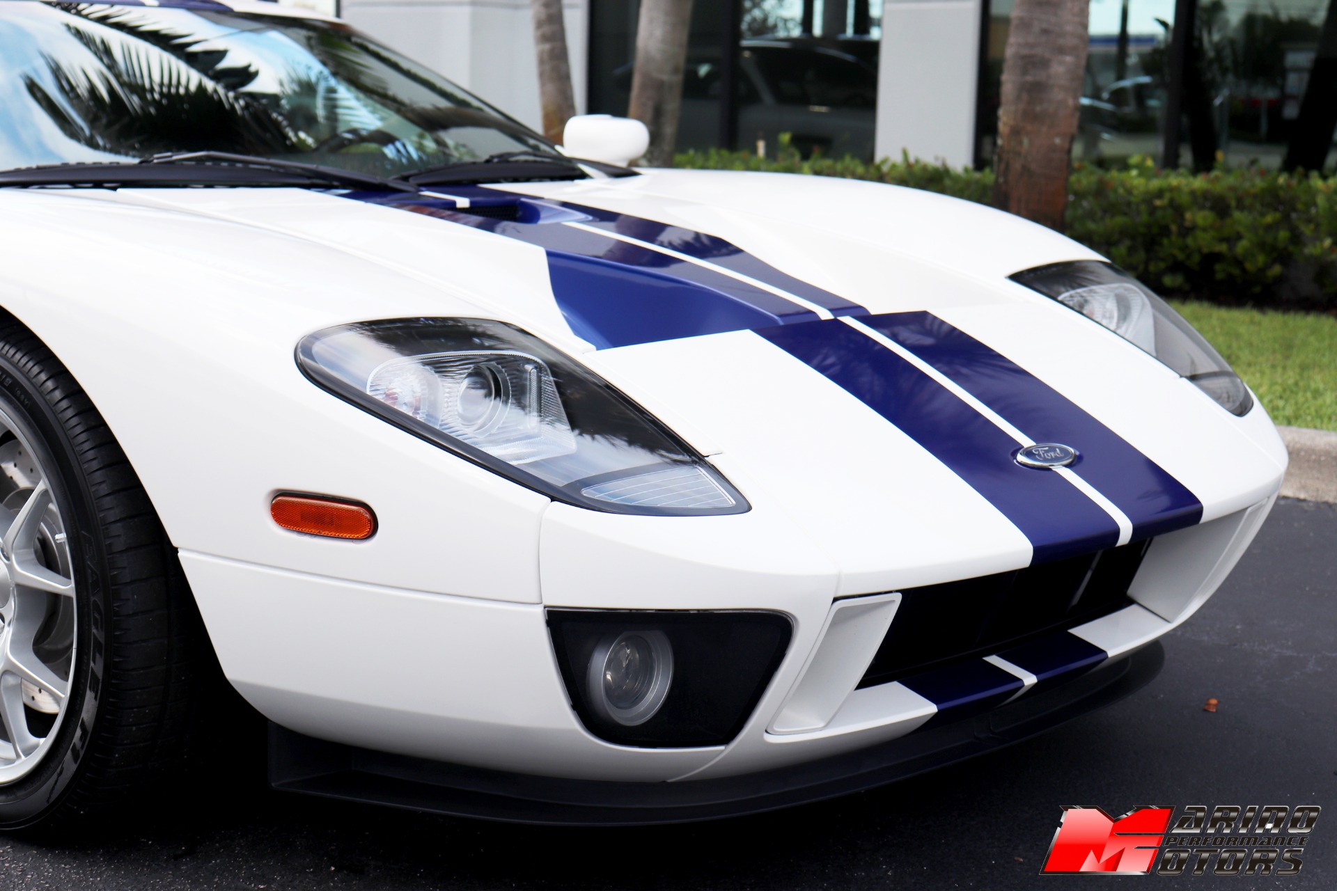 Used-2005-Ford-GT