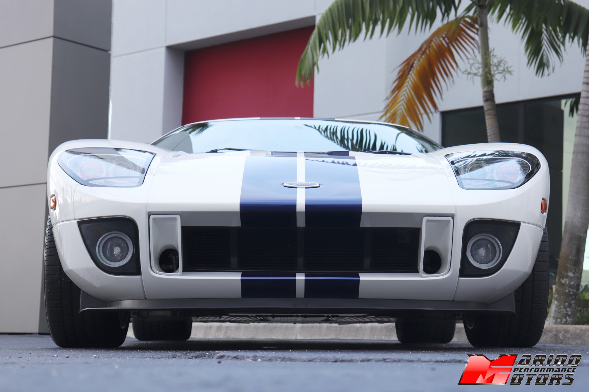Used-2005-Ford-GT