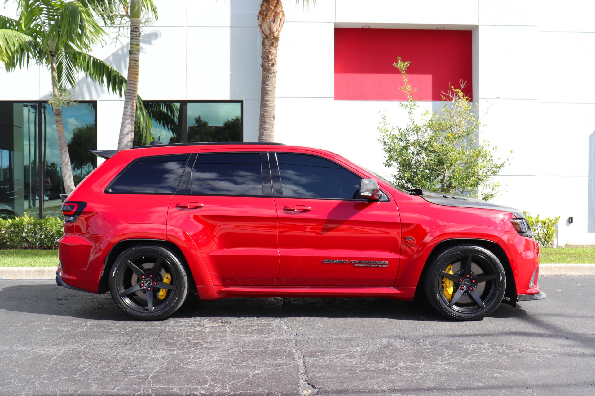 Used-2018-Jeep-Grand-Cherokee-Trackhawk