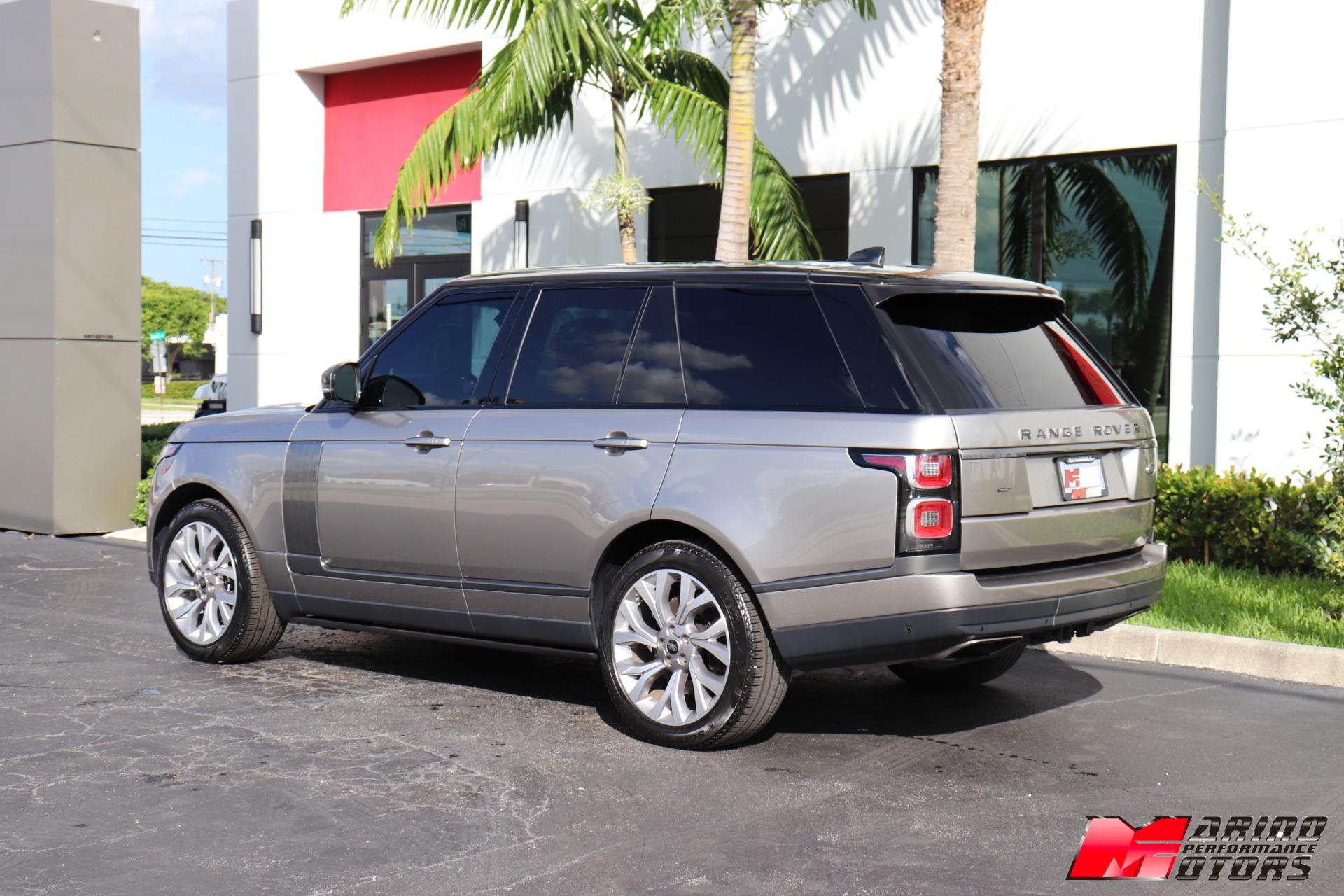 Used-2020-Land-Rover-Range-Rover-PHEV-Autobiography